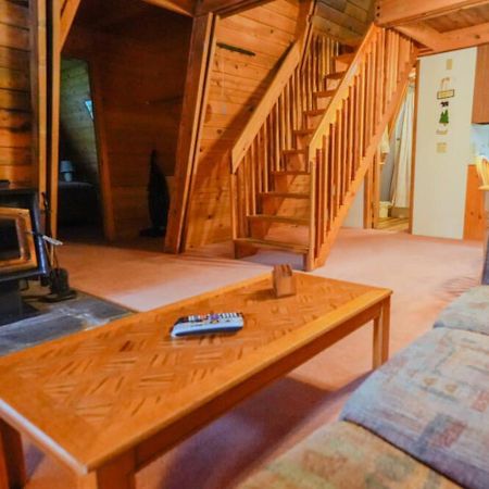 Rustic Cabin 2 - Two Bedroom Forest Lakes Estates المظهر الخارجي الصورة