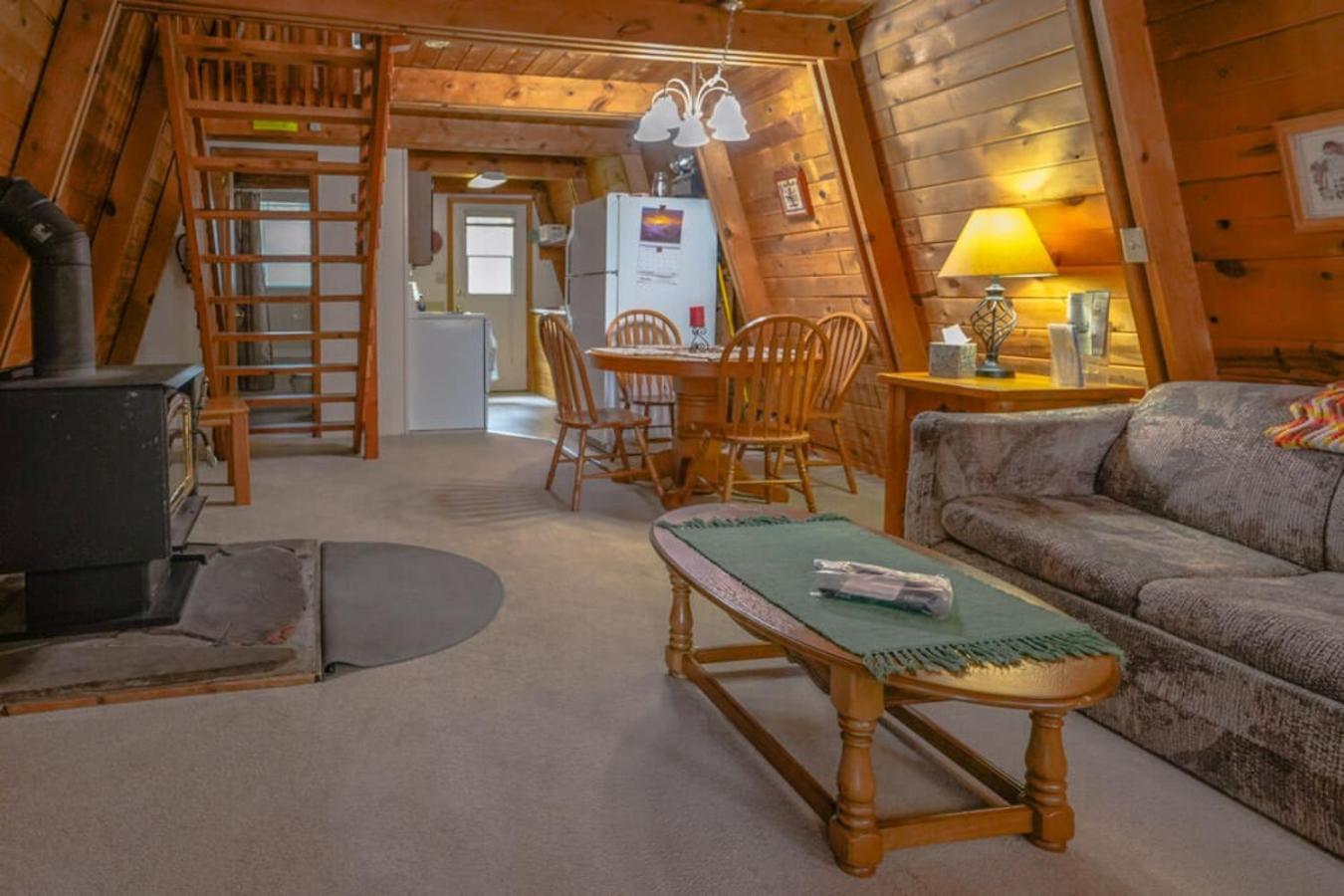 Rustic Cabin 2 - Two Bedroom Forest Lakes Estates المظهر الخارجي الصورة